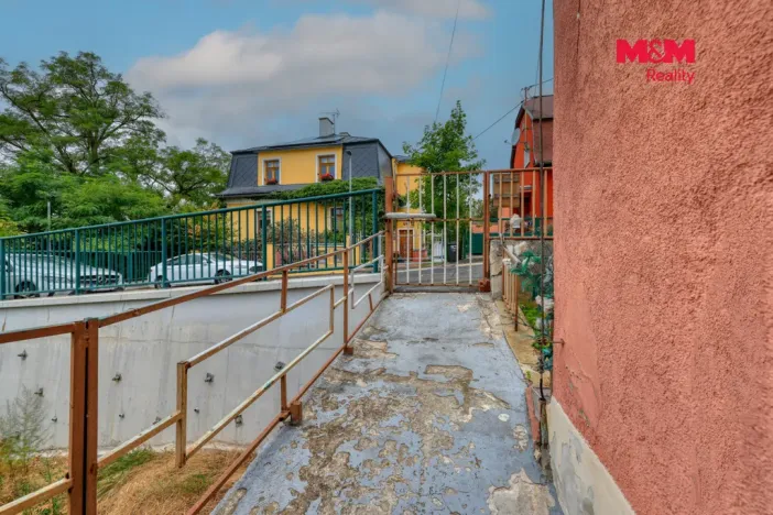 Pronájem bytu 2+1, Karlovy Vary - Bohatice, Na Výšině, 45 m2