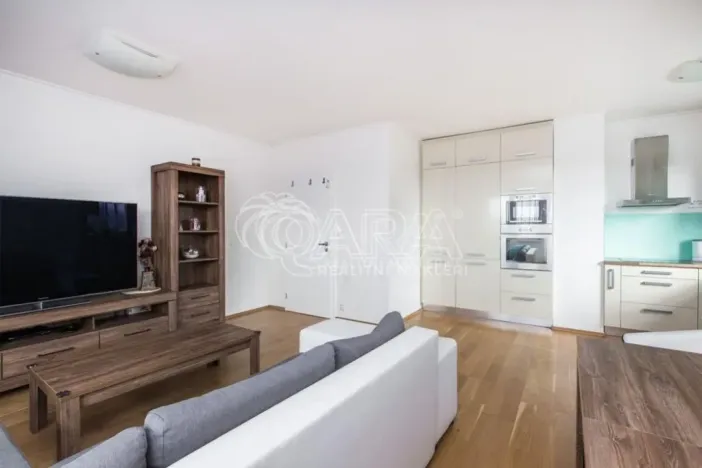 Pronájem bytu 3+kk, Praha - Čakovice, Blachutova, 88 m2