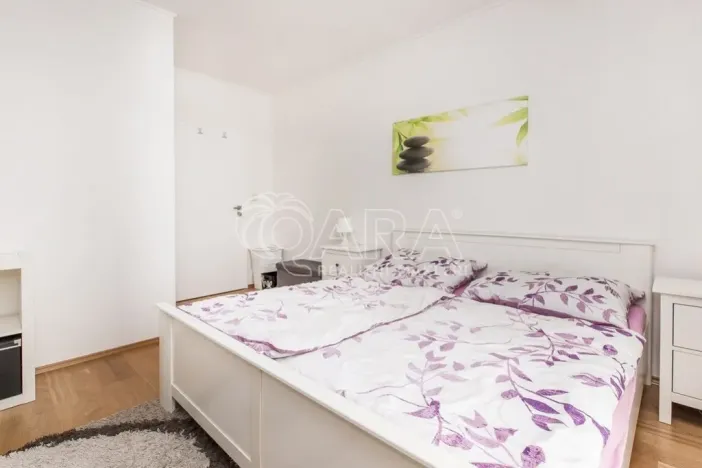 Pronájem bytu 3+kk, Praha - Čakovice, Blachutova, 88 m2
