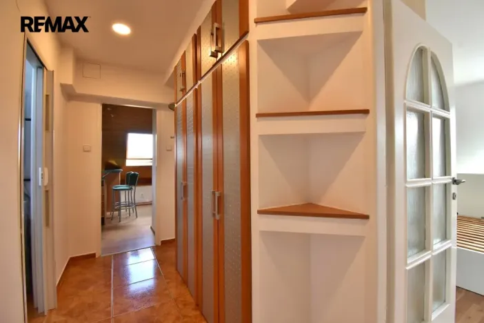 Prodej bytu 3+kk, Hradec Králové, V Lipkách, 83 m2