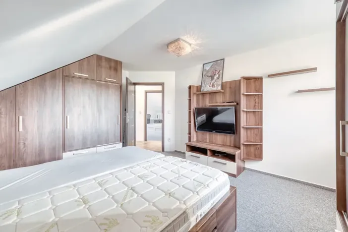 Prodej rodinného domu, Lovčice, 129 m2