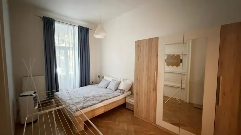 Pronájem bytu 3+1, Praha - Vinohrady, Šmilovského, 81 m2
