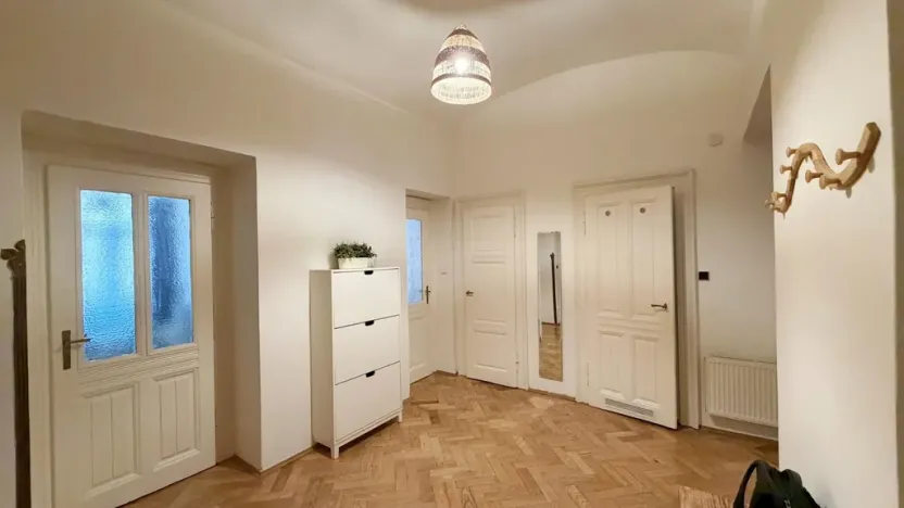 Pronájem bytu 3+1, Praha - Vinohrady, Šmilovského, 81 m2