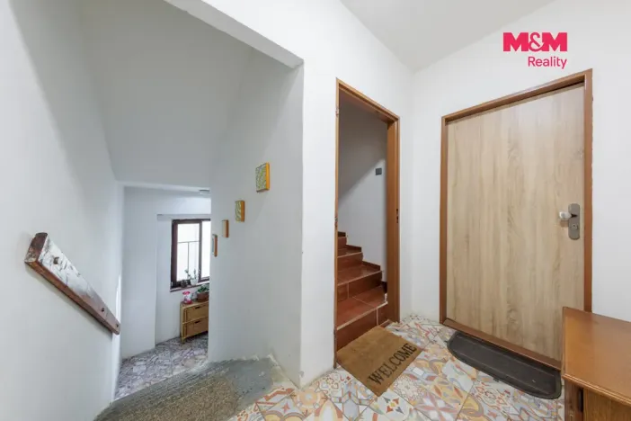 Prodej rodinného domu, Bečov nad Teplou, nám. 5. května, 351 m2