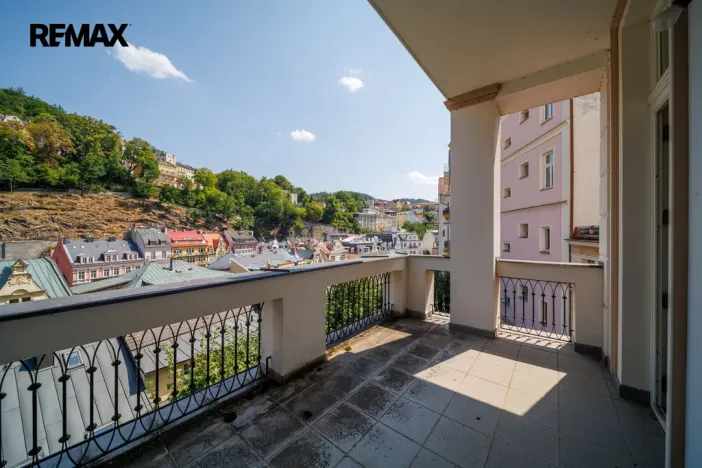Prodej ubytování, Karlovy Vary, Zámecký vrch, 350 m2