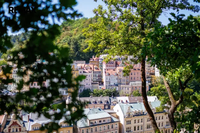 Prodej ubytování, Karlovy Vary, Zámecký vrch, 350 m2