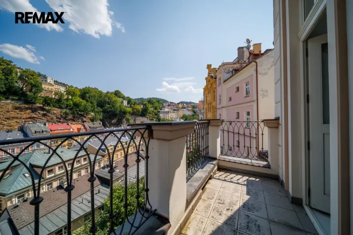 Prodej ubytování, Karlovy Vary, Zámecký vrch, 350 m2