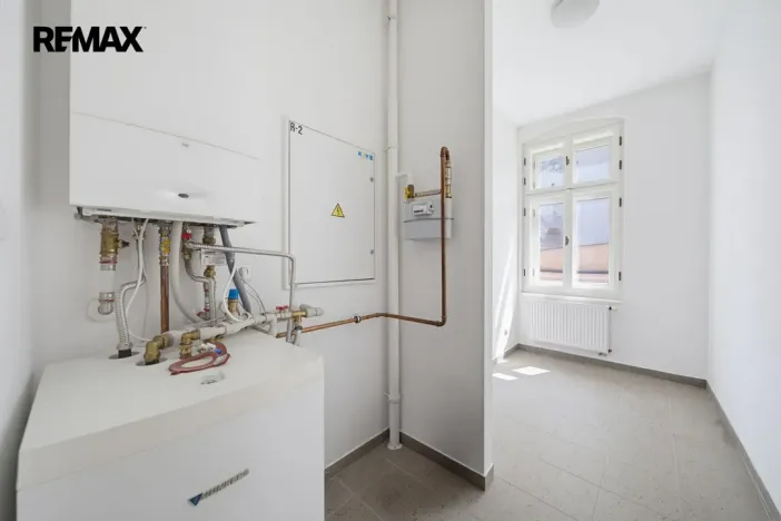 Prodej ubytování, Karlovy Vary, Zámecký vrch, 350 m2