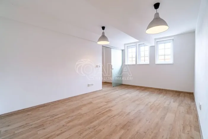 Pronájem bytu 2+kk, Dřevohryzy, 53 m2