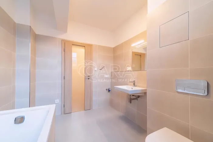 Pronájem bytu 2+kk, Dřevohryzy, 53 m2