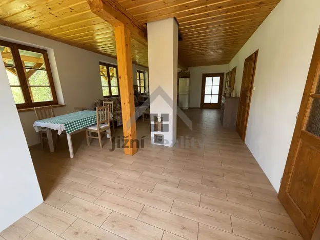 Prodej rodinného domu, Malšín, 300 m2