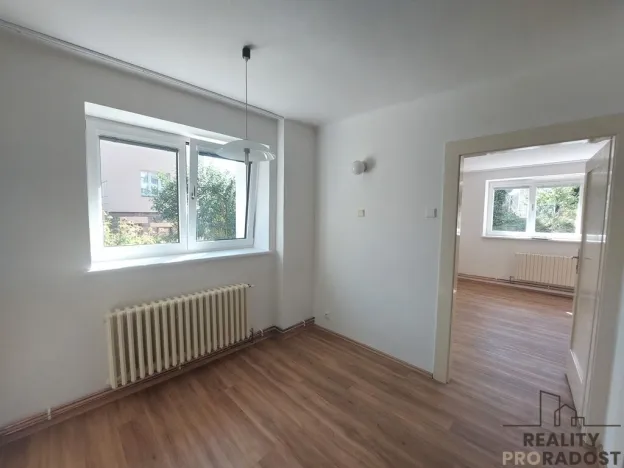 Pronájem bytu 2+kk, Praha, Zavadilova, 48 m2