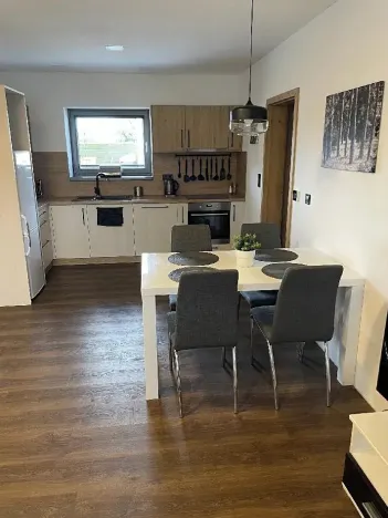 Pronájem rodinného domu, Střelské Hoštice, 90 m2