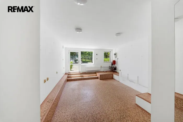 Prodej obchodního prostoru, Žďár nad Sázavou - Žďár nad Sázavou 6, Palachova, 39 m2
