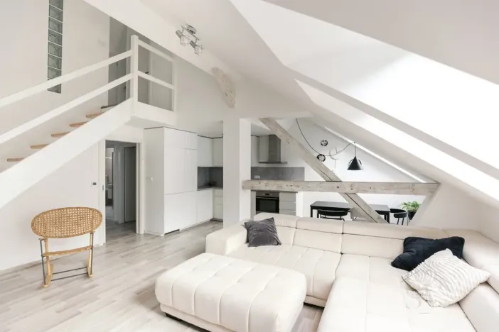 Prodej bytu 3+kk, Pardubice - Zelené Předměstí, náměstí Čs. legií, 101 m2