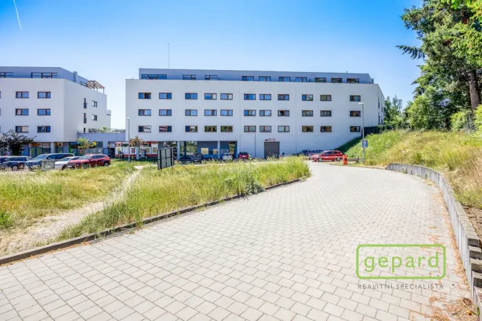 Prodej bytu 3+kk, Mníšek pod Brdy, Ke škole, 73 m2