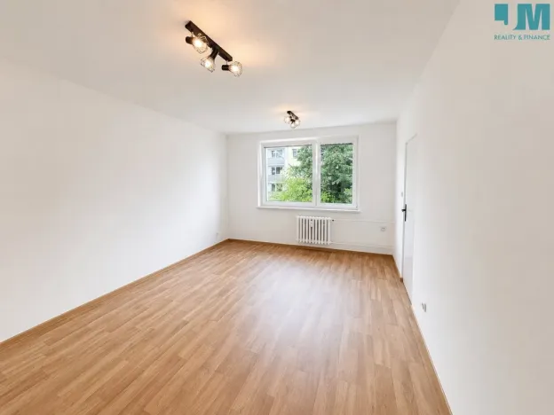Prodej bytu 3+1, Třebíč, Obránců míru, 75 m2