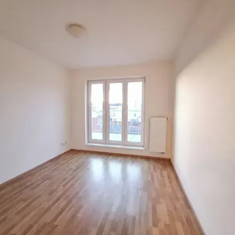 Pronájem bytu 2+kk, Praha - Holešovice, Malá Plynární, 36 m2