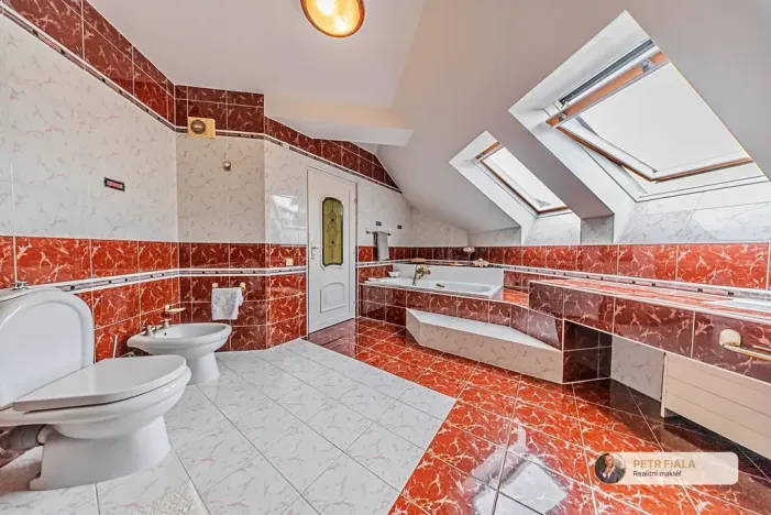 Prodej rodinného domu, Plzeň, Na Výsluní, 305 m2