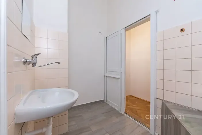 Prodej bytu 3+1, Praha - Holešovice, Veletržní, 100 m2
