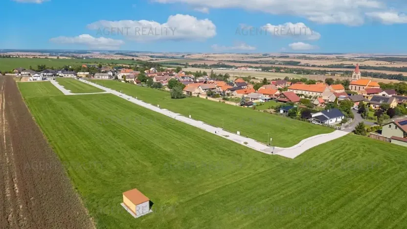 Prodej pozemku pro bydlení, Slaný, 915 m2