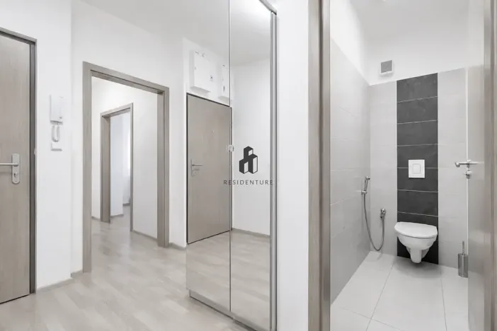 Pronájem bytu 3+kk, Praha - Kamýk, Mariánská, 70 m2