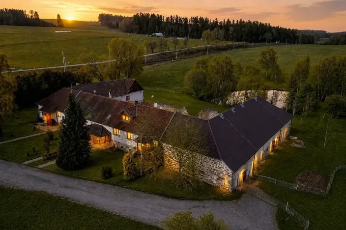 Prodej zemědělského objektu, Dolní Dvořiště, 2000 m2