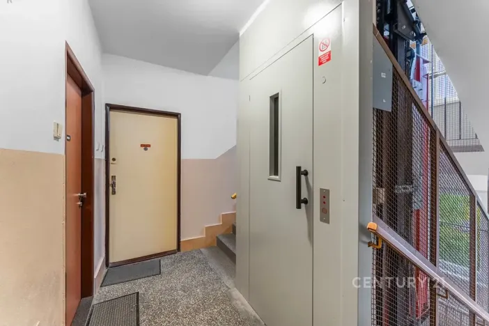 Pronájem bytu 1+1, Praha - Libeň, náměstí Na Balabence, 33 m2
