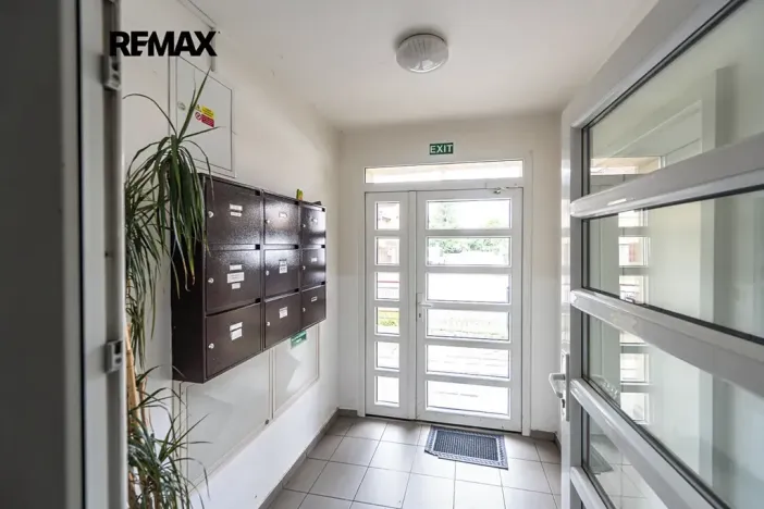 Pronájem bytu 2+kk, Praha - Vinoř, U cukrovaru, 45 m2