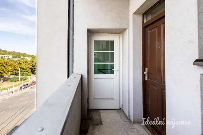 Pronájem bytu 2+kk, Praha, Táboritská, 43 m2