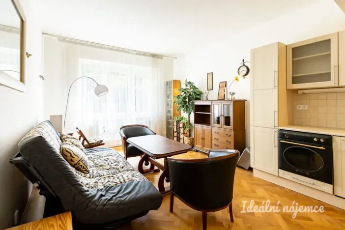 Pronájem bytu 2+kk, Praha, Táboritská, 43 m2
