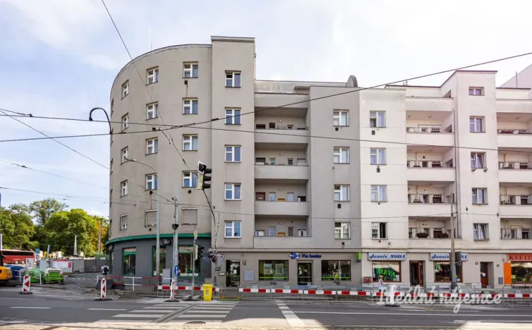 Pronájem bytu 2+kk, Praha, Táboritská, 43 m2