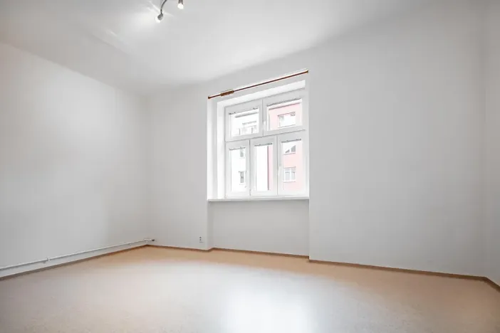 Pronájem bytu 2+kk, Praha - Žižkov, Biskupcova, 41 m2