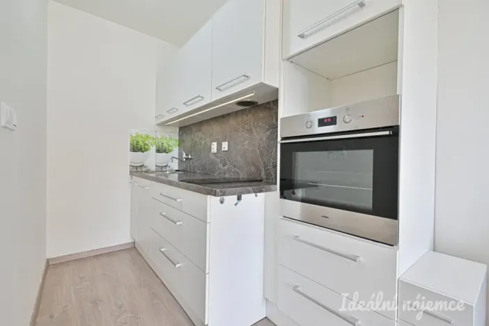 Pronájem bytu 2+kk, Kuřim, Wolkerova, 47 m2