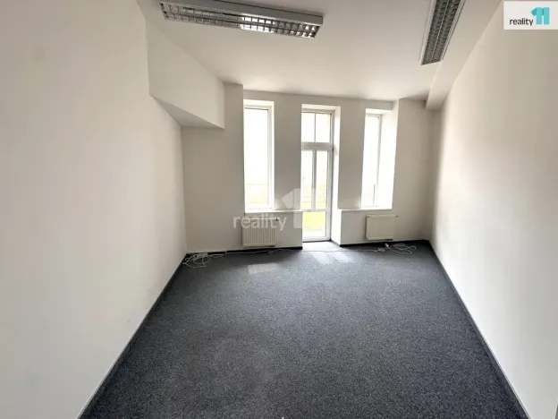 Pronájem kanceláře, Praha - Vysočany, Kolbenova, 91 m2