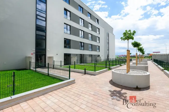 Pronájem bytu 2+kk, Plzeň - Jižní Předměstí, Železná, 56 m2