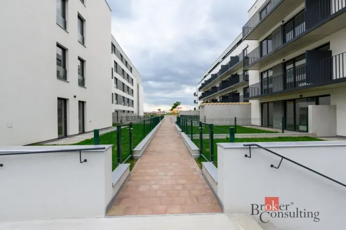Pronájem bytu 2+kk, Plzeň - Jižní Předměstí, Železná, 56 m2