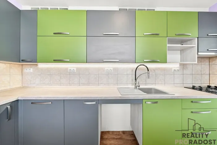 Prodej bytu 3+1, Hodonín, Slunečná, 68 m2