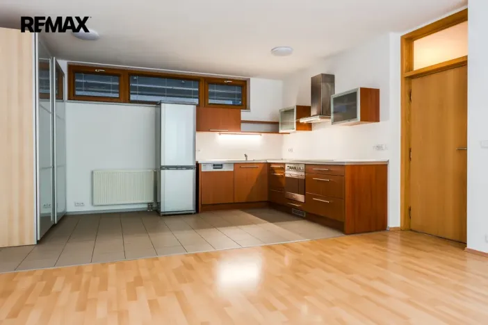 Pronájem bytu 2+kk, Praha - Liboc, U stanice, 69 m2