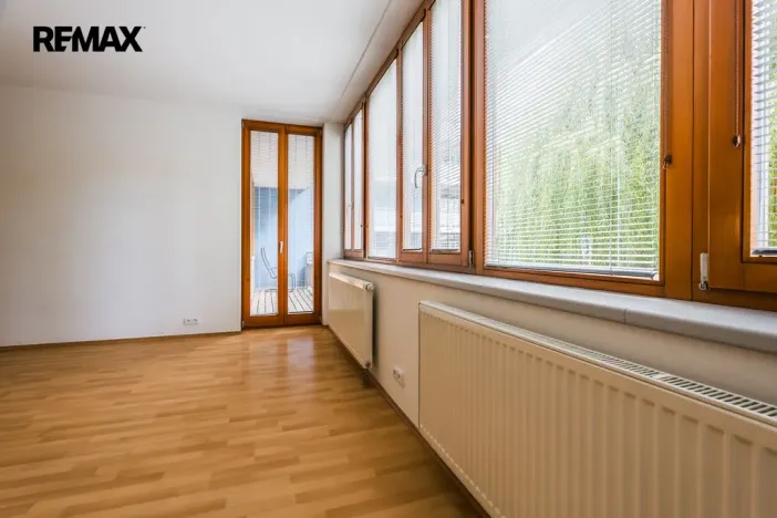 Pronájem bytu 2+kk, Praha - Liboc, U stanice, 69 m2