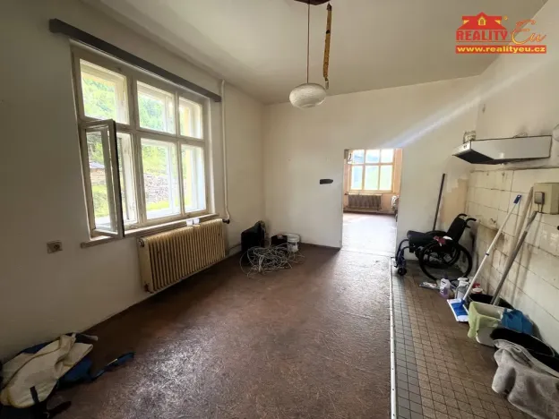 Prodej rodinného domu, Hronov - Velký Dřevíč, 260 m2