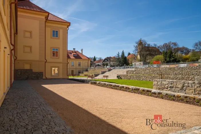 Prodej bytu 2+kk, Jince, Slavíkova, 112 m2