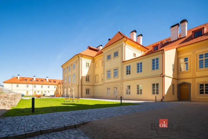 Prodej bytu 3+kk, Jince, Slavíkova, 95 m2