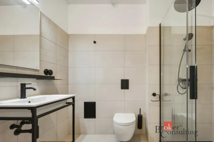 Prodej bytu 1+kk, Jince, Slavíkova, 46 m2