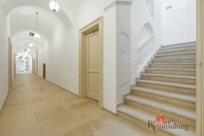 Prodej bytu 1+kk, Jince, Slavíkova, 46 m2