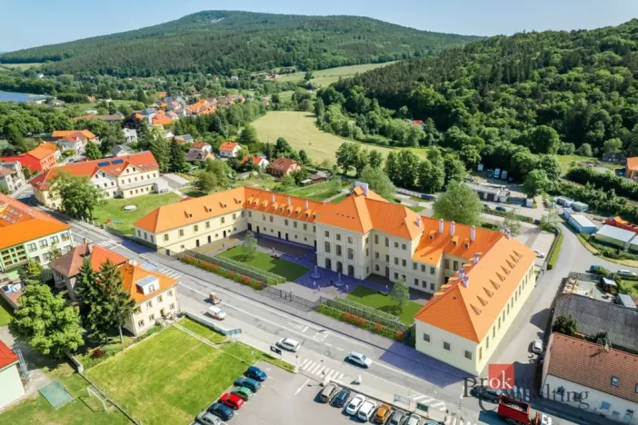 Prodej bytu 1+kk, Jince, Slavíkova, 50 m2