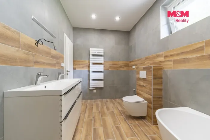 Prodej rodinného domu, Dasnice, 77 m2