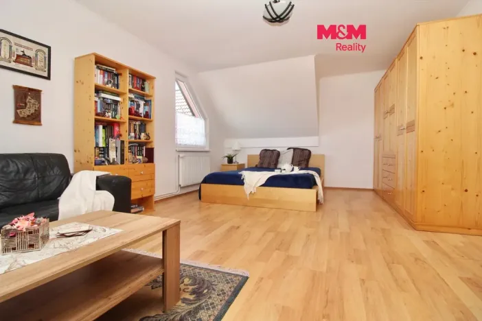 Pronájem bytu 2+kk, Nupaky, U Školky, 50 m2