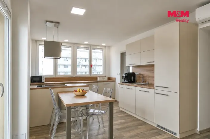 Prodej bytu 4+kk, Kutná Hora - Hlouška, Masarykova, 67 m2