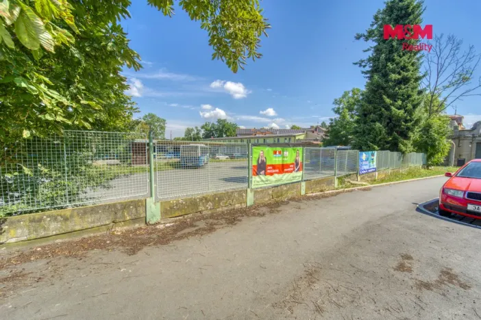 Pronájem komerčního pozemku, Klatovy, Hlávkova, 2 m2